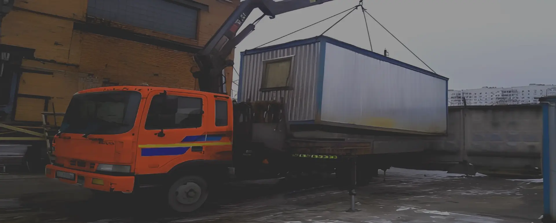 Получить уникальное предложение по перевозке негабаритного вагончика грузовым транспортом по России из Надвоицев с гарантией безопасности